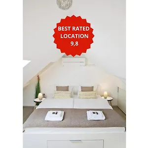 Hisa Pod Gradom Ljubljana