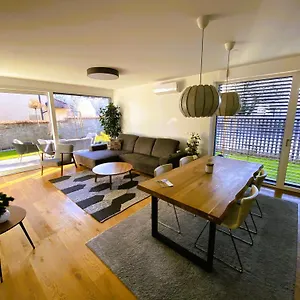  Apartment Popp