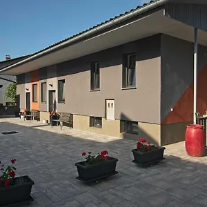  Apartment Drevi
