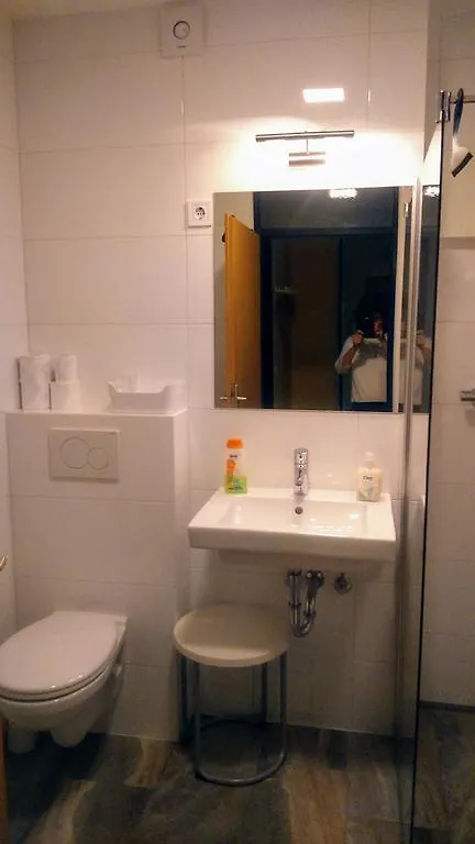 Apartment Jena Любляна 0*,